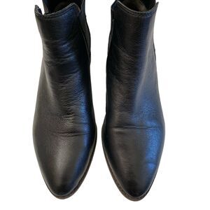 LUCKY BRAND Lufti Black Leather Chlesea Ankle Slide-On Boots Size 9 1/2